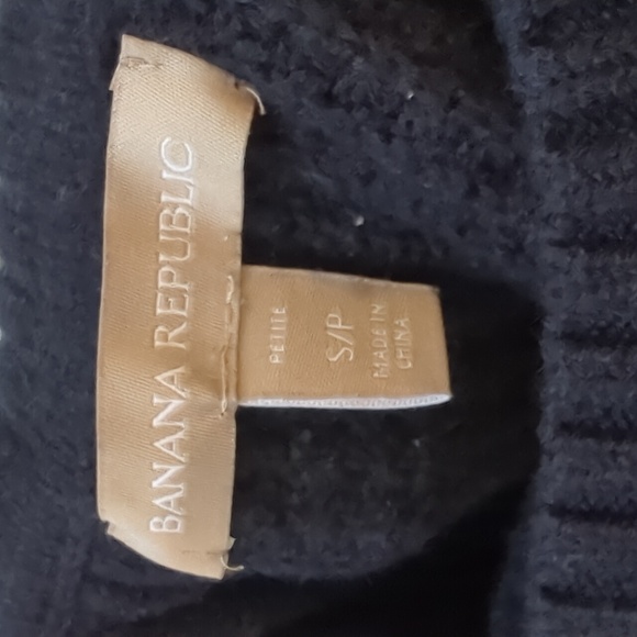 Banana Republic Waffle Knit Wool Sweater - Picture 3 of 4